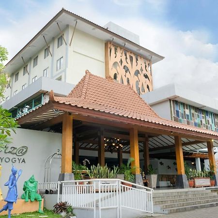 Burza Hotel Yogyakarta Exterior foto