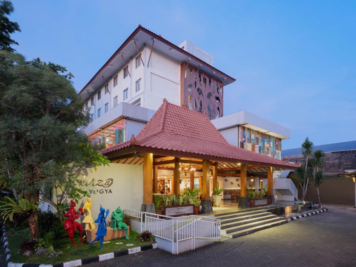 Burza Hotel Yogyakarta Exterior foto